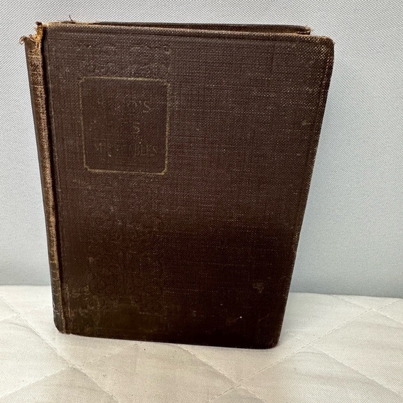 Les Miserable Victor Hugo 1924 Hard Cover Literature Classic Book Vintage 375pgs - Picture 1 of 10